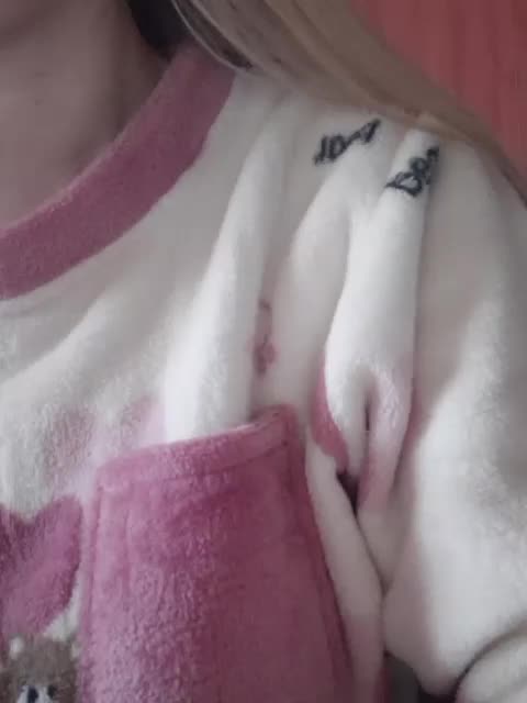 Xo4y-Tpax Cam Show Recorded 2025-02-12