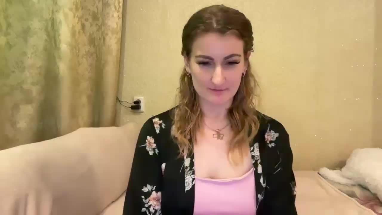 _LutiK_ Cam Show Recorded 2025-02-12