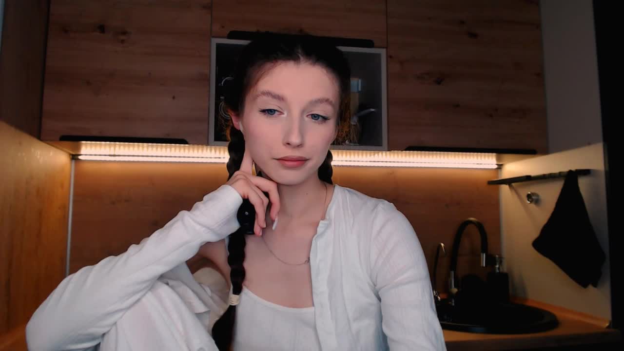 LinaCute Cam Show Recorded 2025-02-13