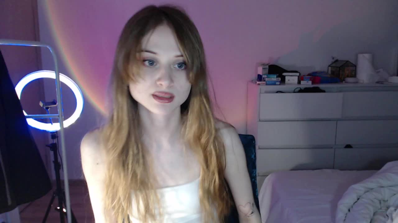Mnepohuyy Cam Show Recorded 2025-02-14