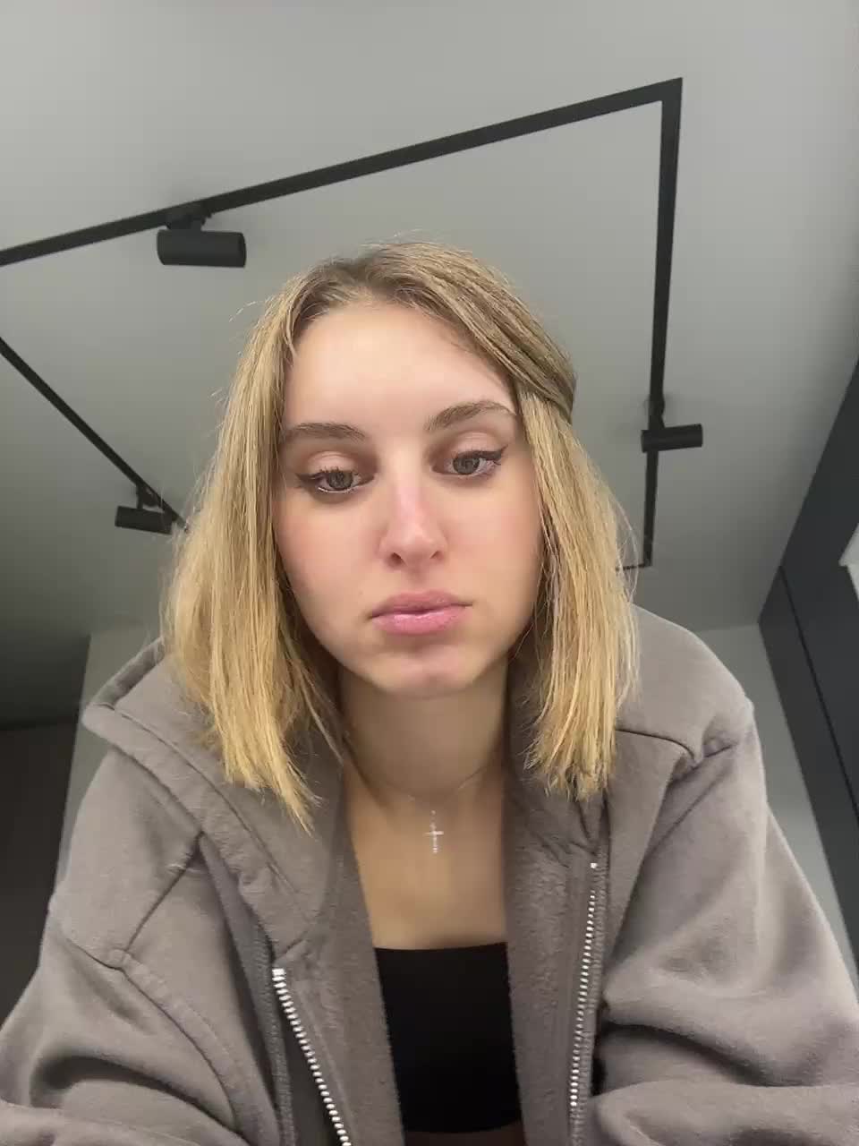 Merlinmurrrr Cam Show Recorded 2025-02-14