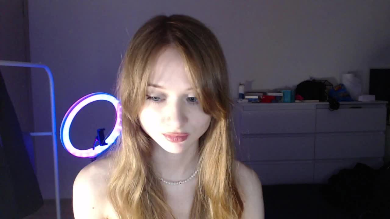 Mnepohuyy Cam Show Recorded 2025-02-17