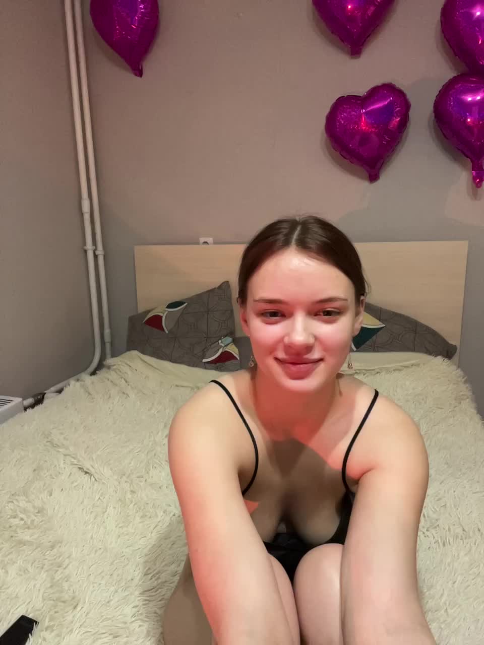 AlodieCrumbls Cam Show Recorded 2025-02-18 Mixdrop