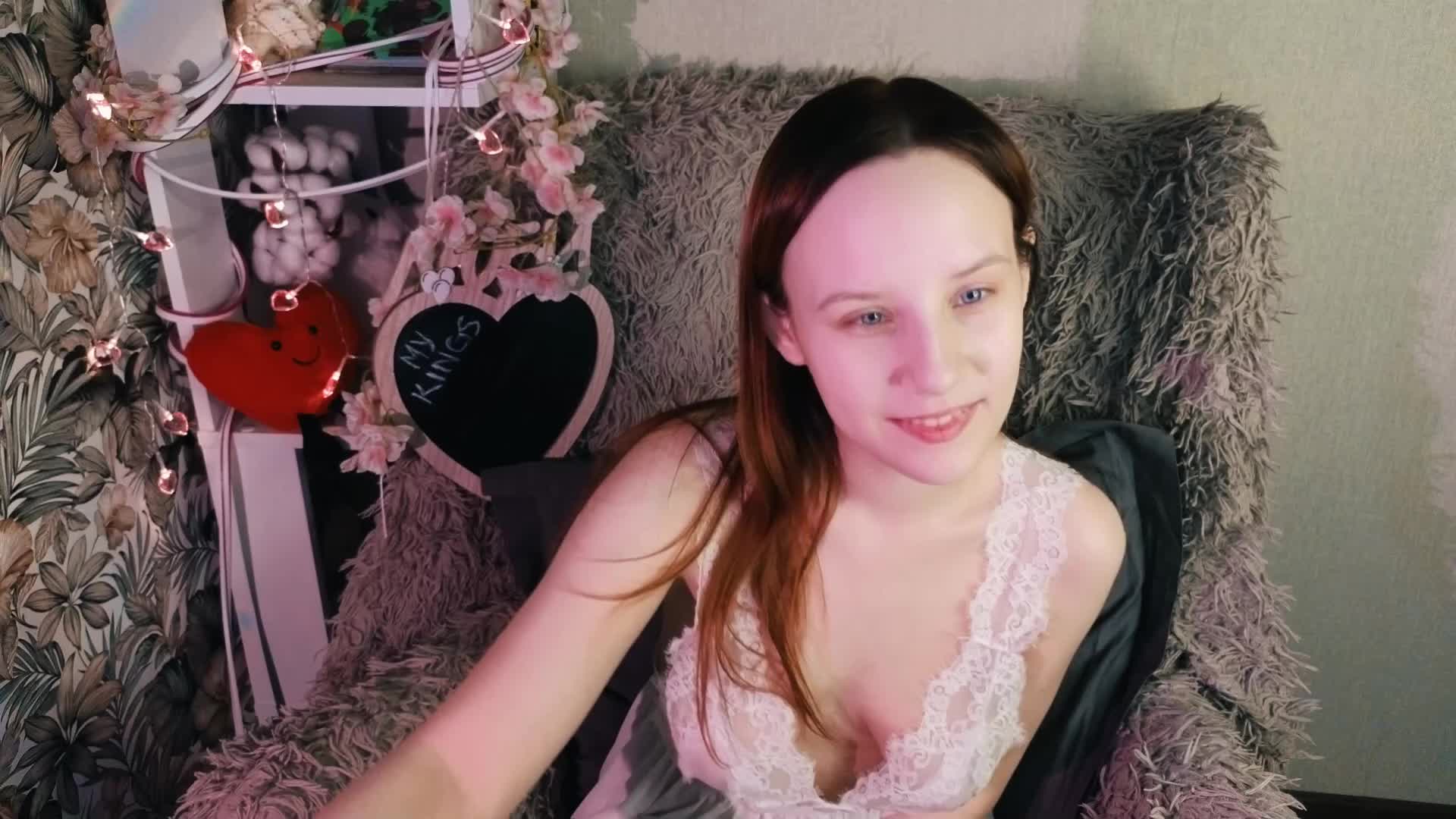 Plushsara Cam Show Recorded 2025-02-18 Mixdrop