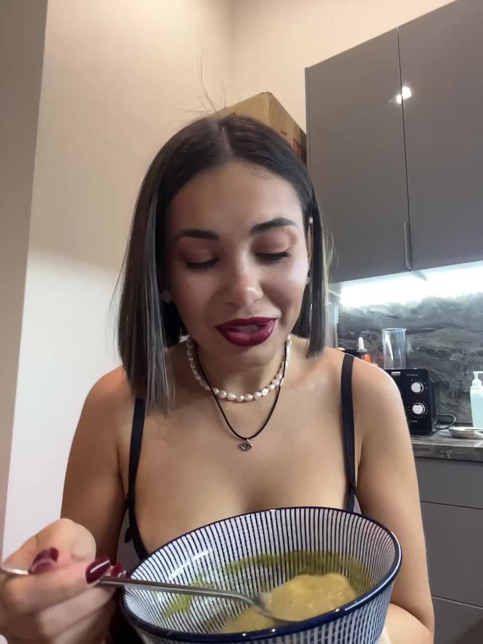 Wlcm2talilia Cam Show Recorded 2025-02-18 Mixdrop