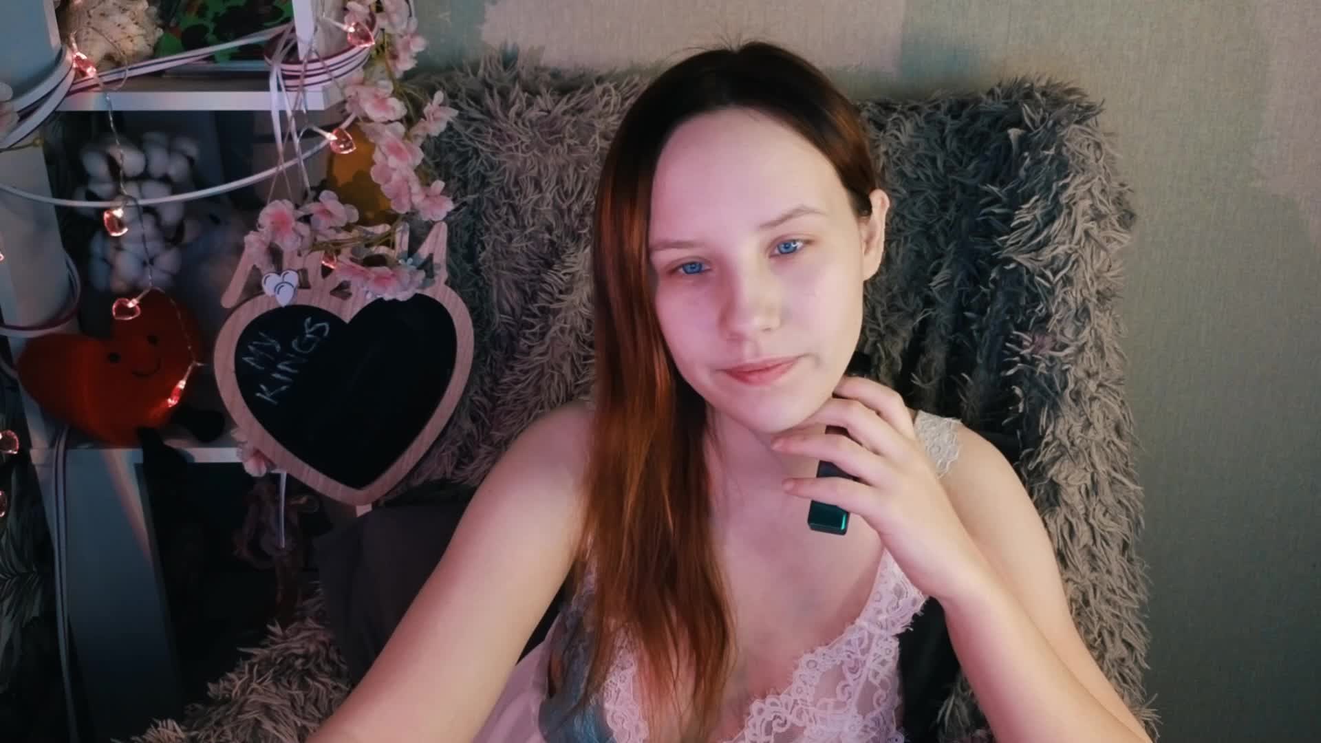 Plushsara Cam Show Recorded 2025-02-19 Mixdrop