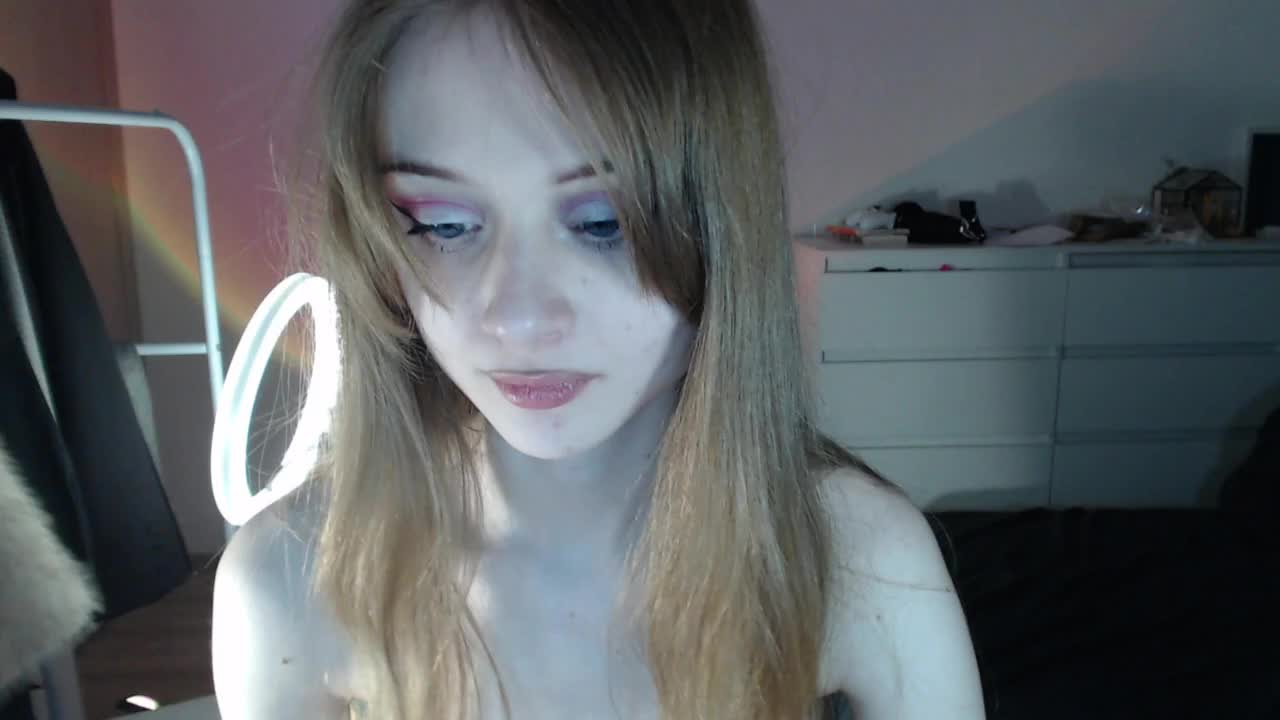 Mnepohuyy Cam Show Recorded 2025-02-20