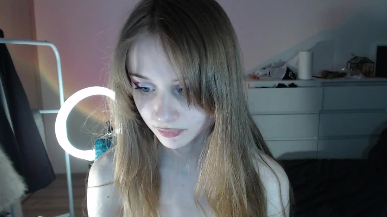 Mnepohuyy Cam Show Recorded 2025-02-20
