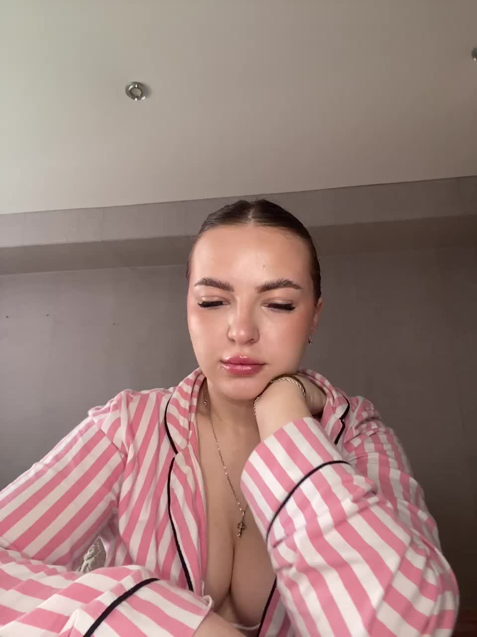 -Alexa-999- Cam Show Recorded 2025-02-22