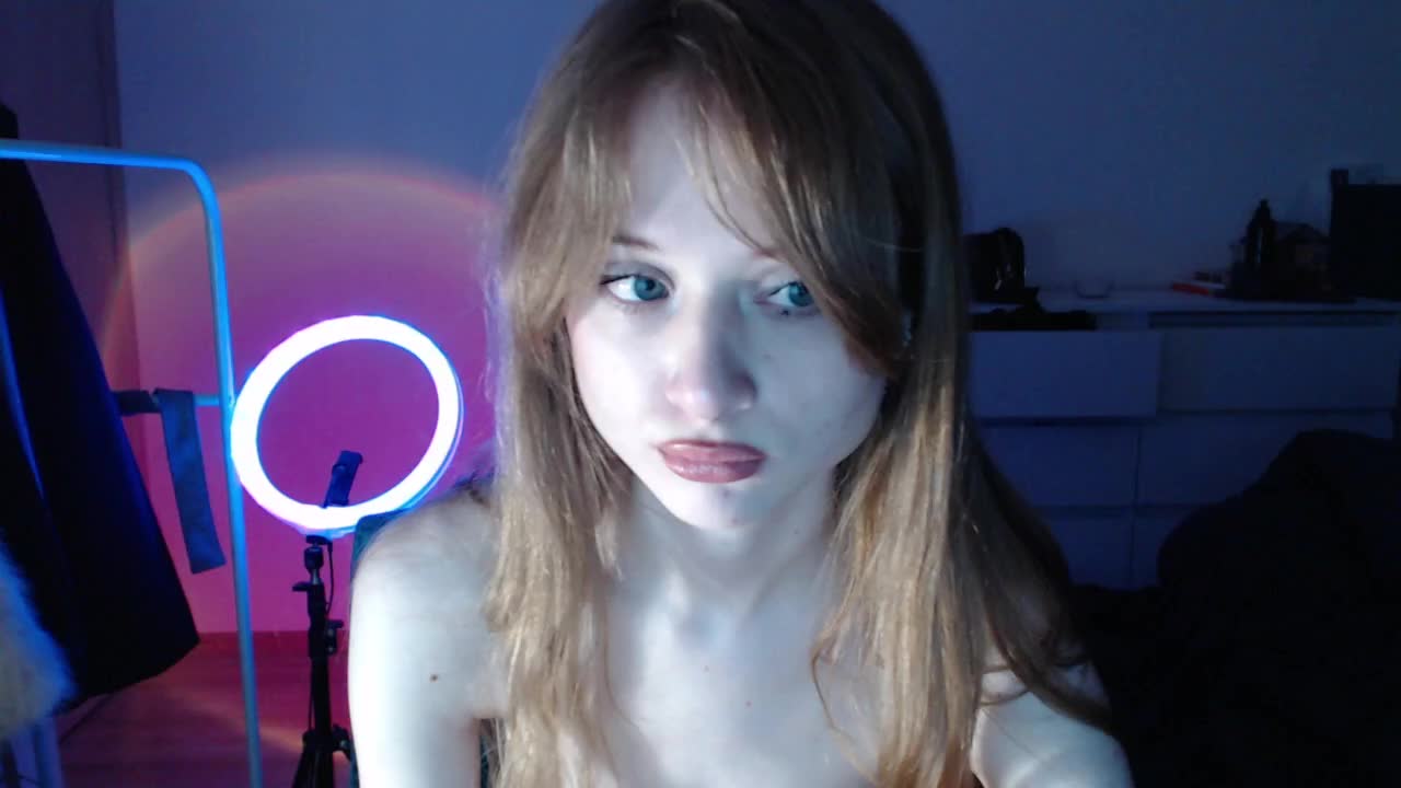 Mnepohuyy Cam Show Recorded 2025-02-25
