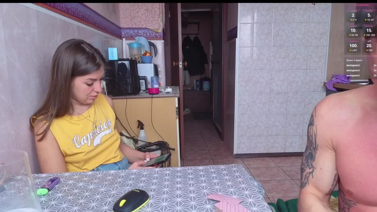 Hornylovercouple Cam Show Recorded 2025-02-28