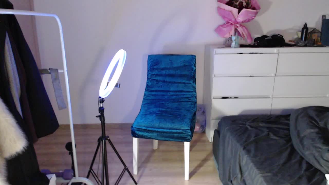 Mnepohuyy Cam Show Recorded 2025-03-02