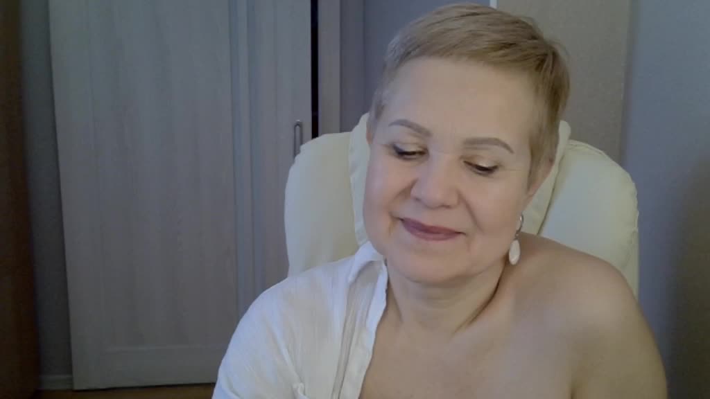 MadamMadam Cam Show Recorded 2025-03-02