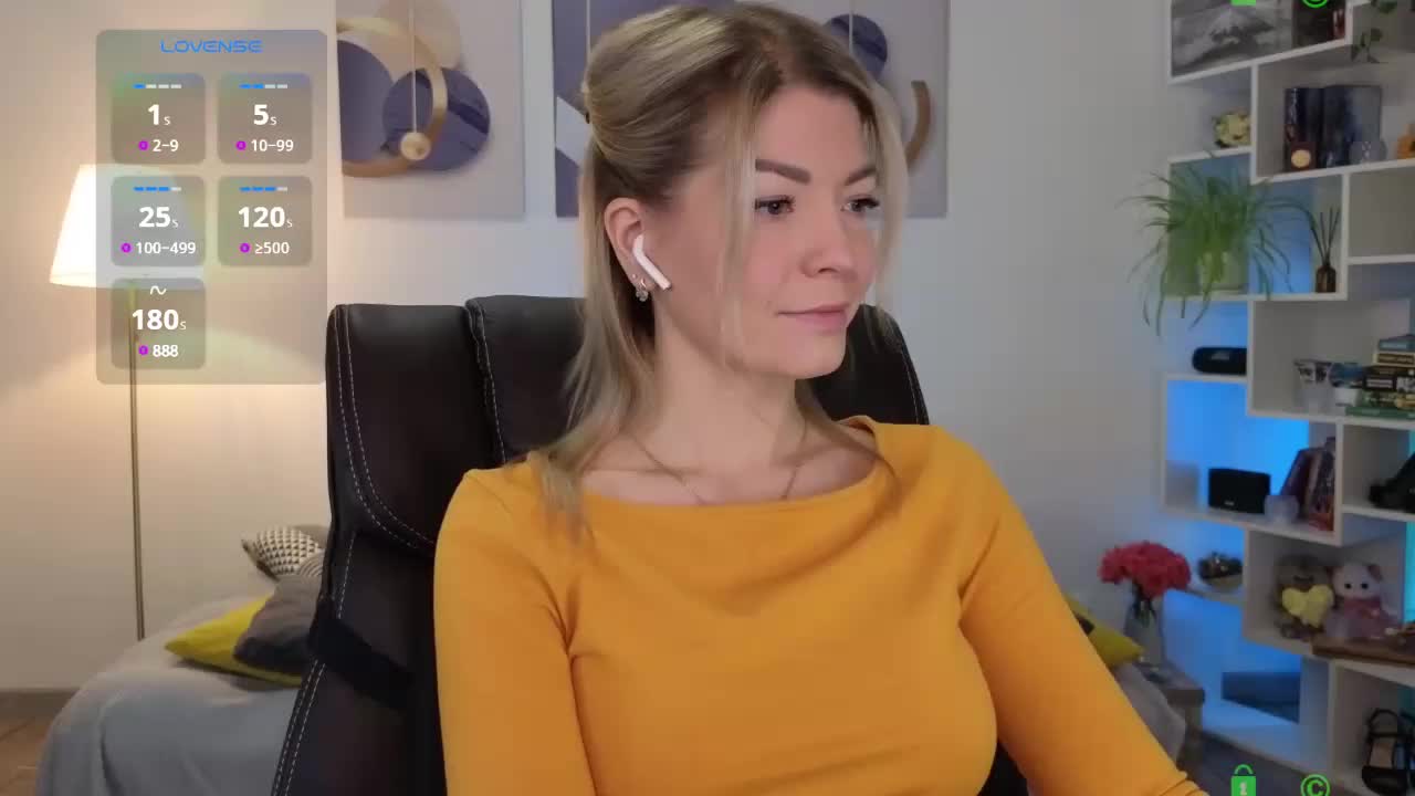 _Cute Cam Show Recorded 2025-03-02