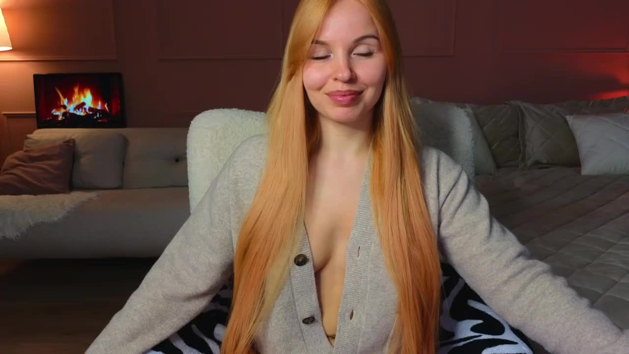 Lina-hill Cam Show Recorded 2025-03-02