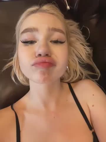 KissAvrora Cam Show Recorded 2025-03-02