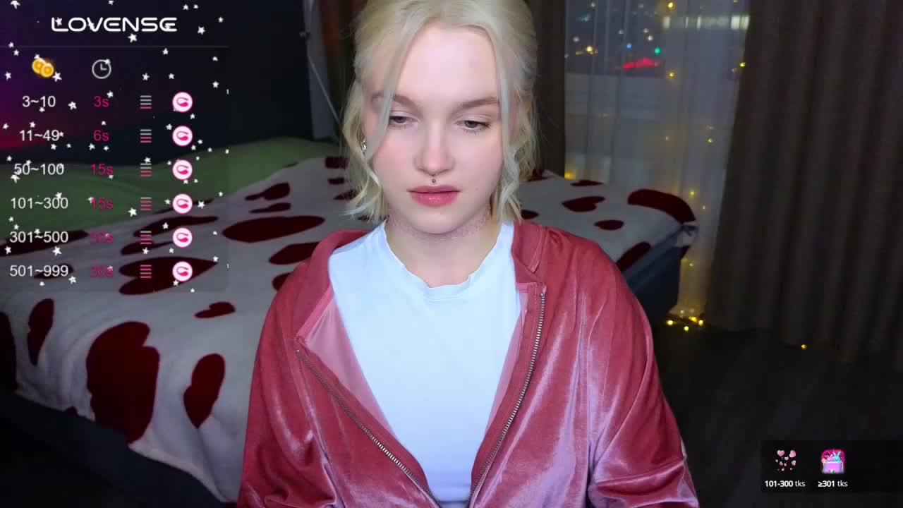 Cute_summer_breathe Cam Show Recorded 2025-03-02