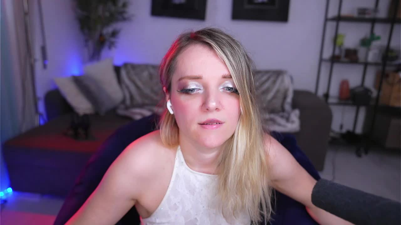 Magnetic_Amy Cam Show Recorded 2025-03-02