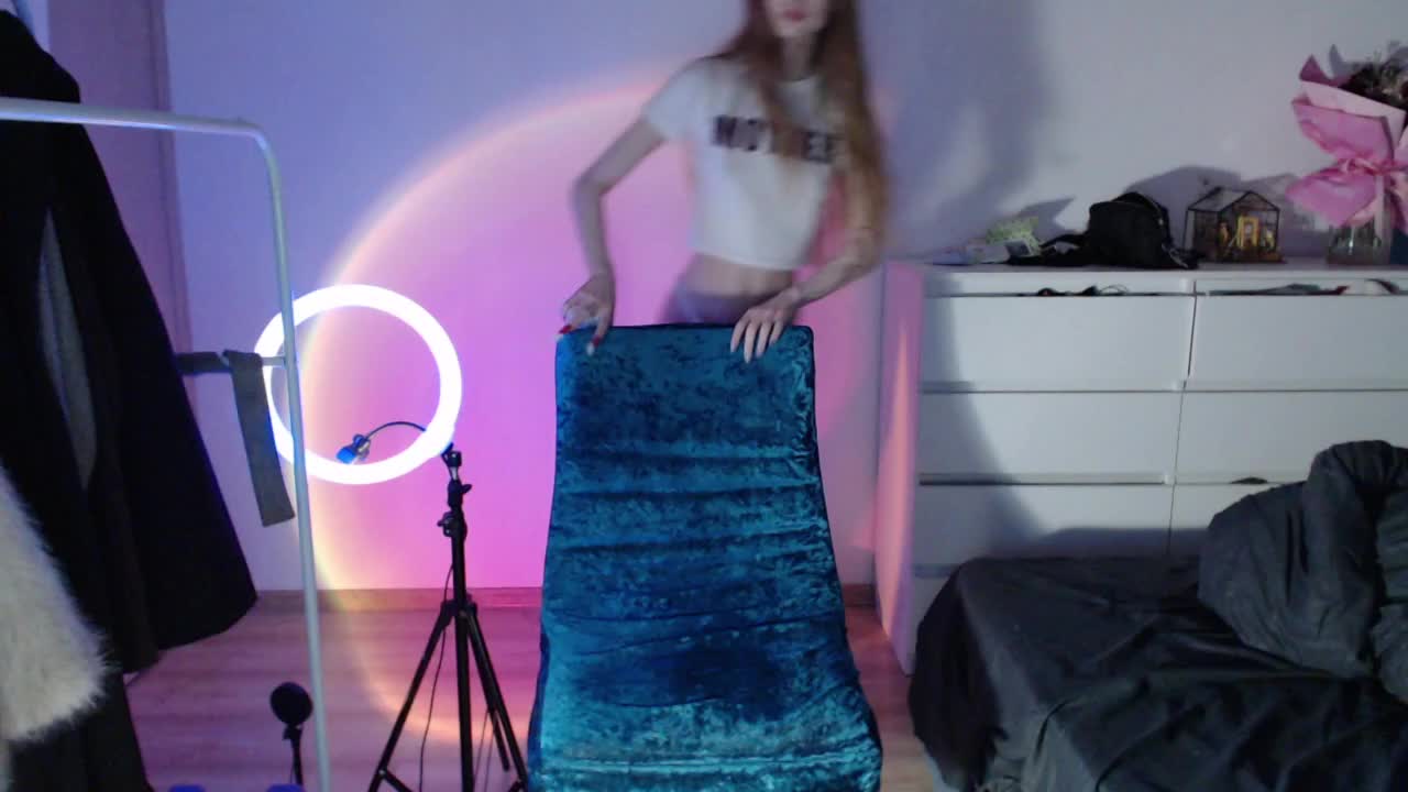 Mnepohuyy Cam Show Recorded 2025-03-03