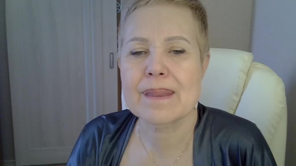 MadamMadam Cam Show Recorded 2025-03-04