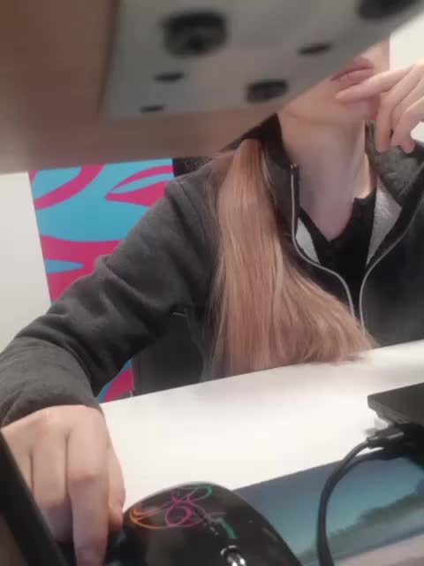 Xo4y-Tpax Cam Show Recorded 2025-03-05
