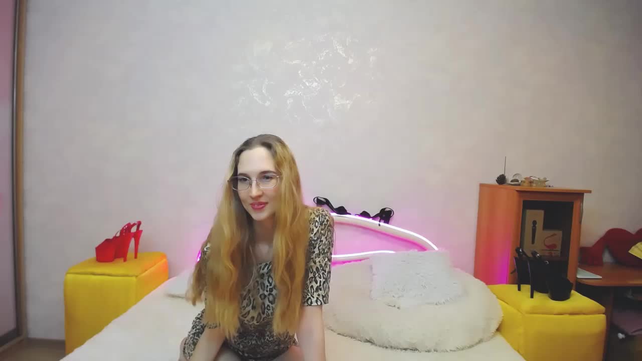 LizzieBrait Cam Show Recorded 2025-03-07