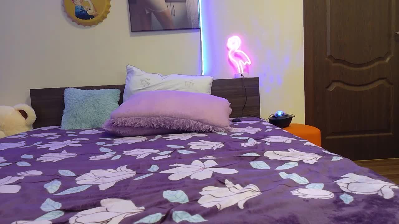 LindaStefana Cam Show Recorded 2025-03-08