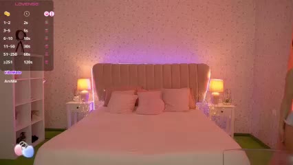 MirandaHobbs Cam Show Recorded 2025-03-08