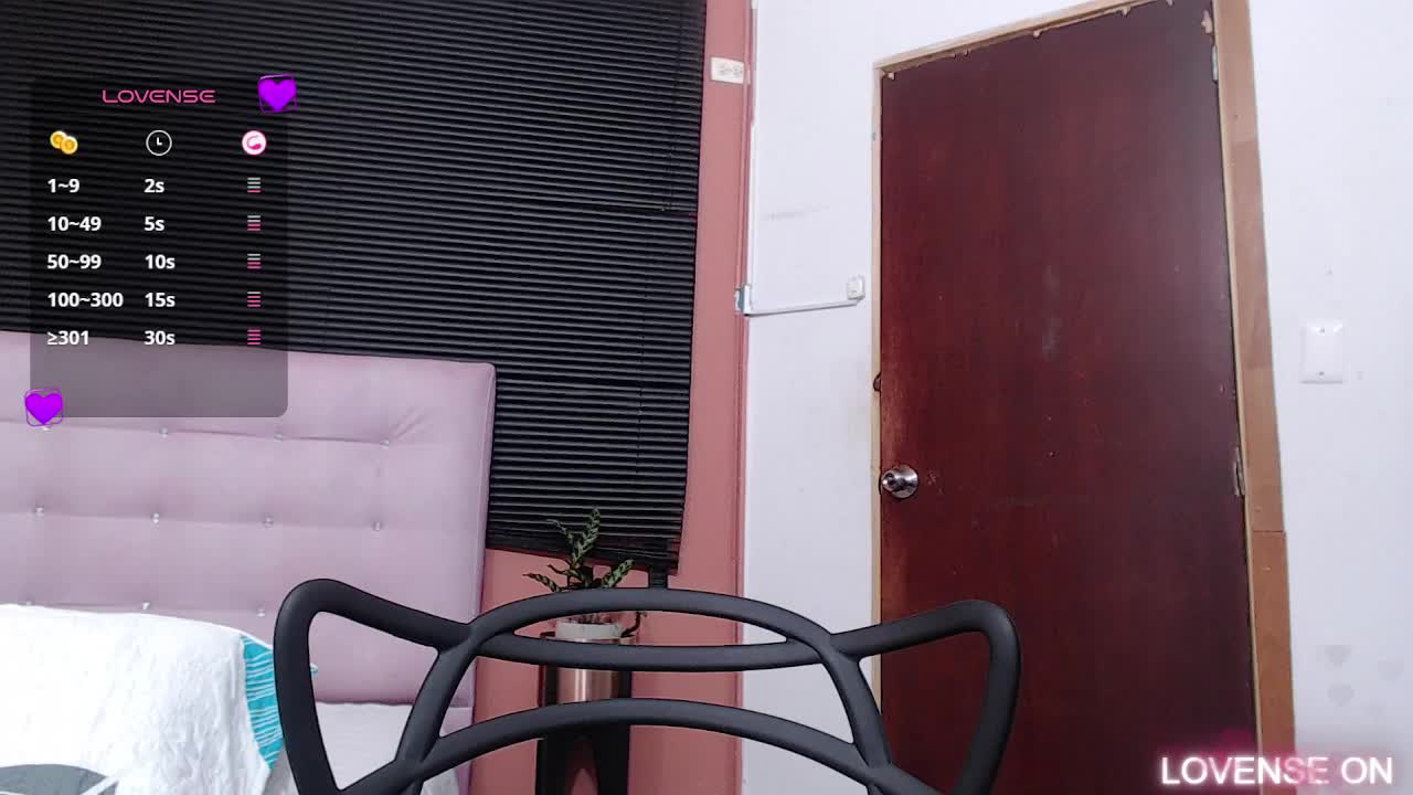 Naturalmoommy Cam Show Recorded 2025-03-09