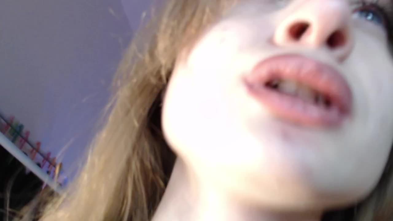 Mnepohuyy Cam Show Recorded 2025-03-10