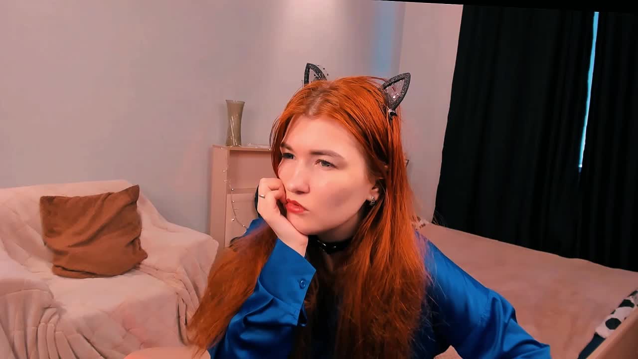 Foxyyysara Cam Show Recorded 2025-03-11