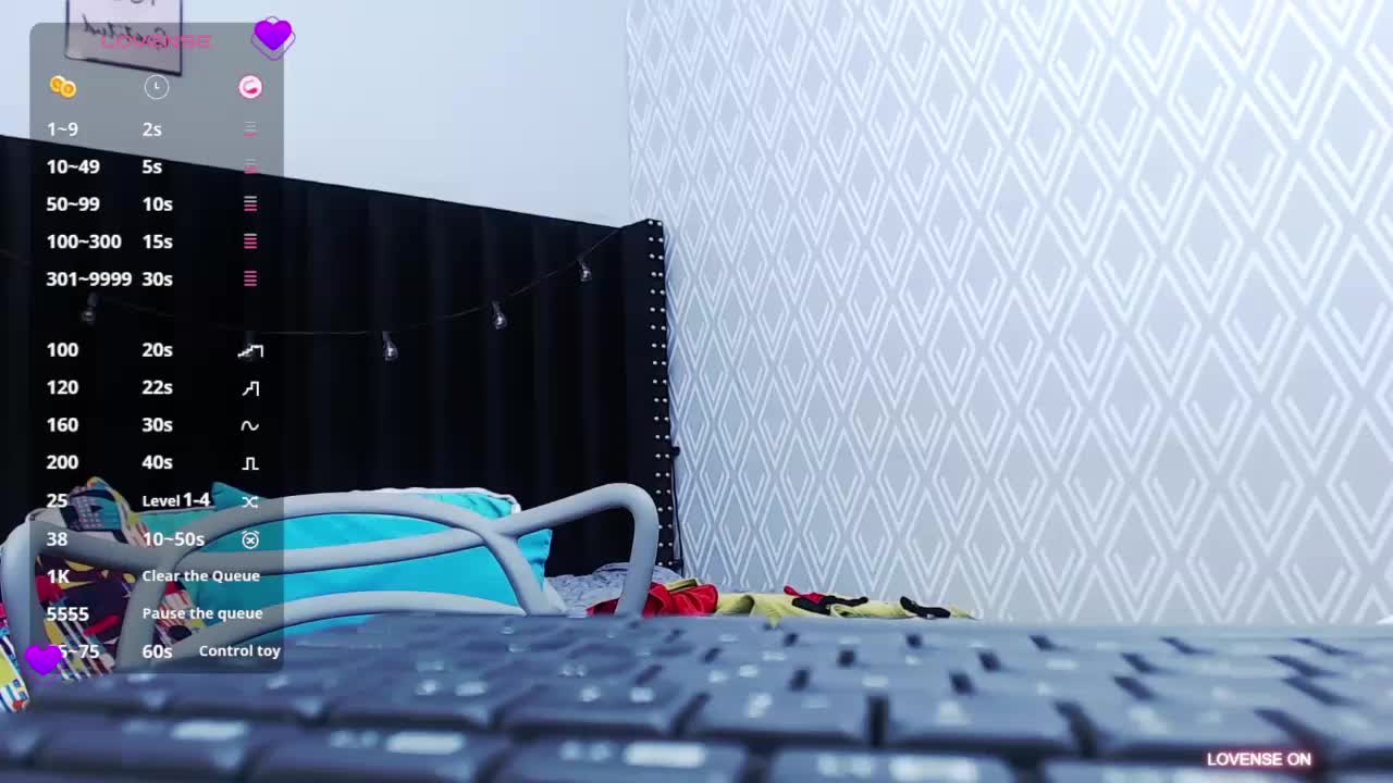 Naturalmoommy Cam Show Recorded 2025-03-12