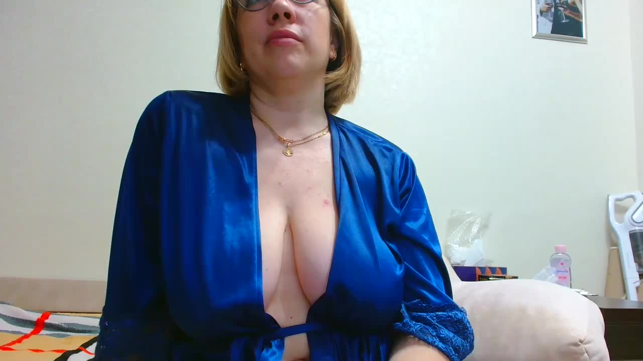 Brionia Cam Show Recorded 2025-03-13