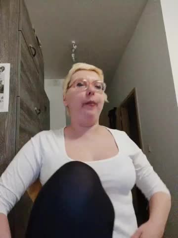 LeonaSplash Cam Show Recorded 2025-03-13