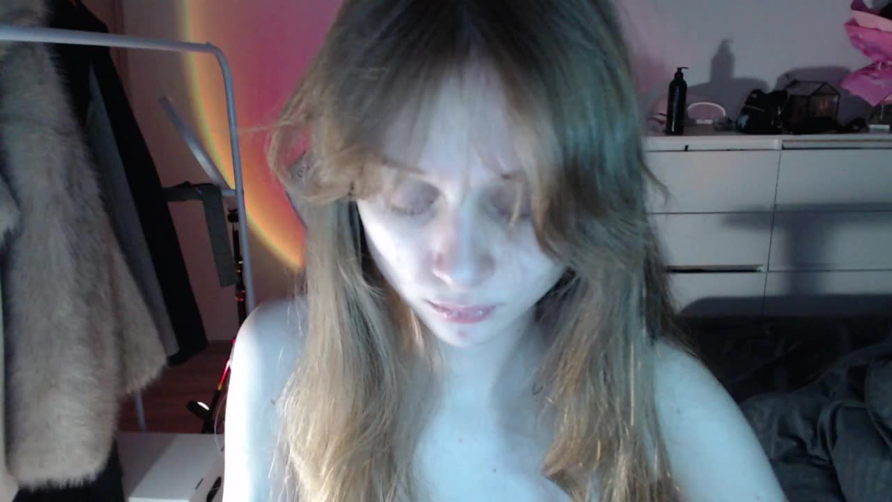 Mnepohuyy Cam Show Recorded 2025-03-15