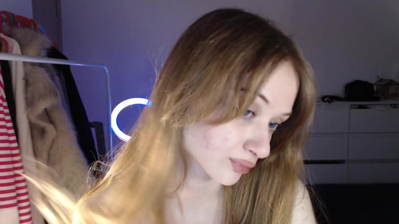 Mnepohuyy Cam Show Recorded 2025-03-17