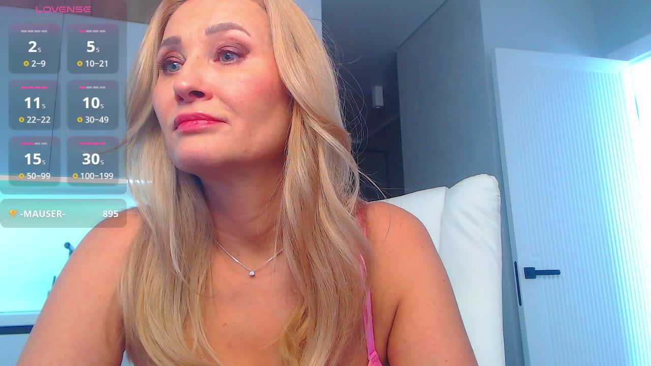 Hold-me-tight Cam Show Recorded 2025-03-17