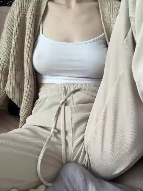 SoYummy Cam Show Recorded 2025-03-17