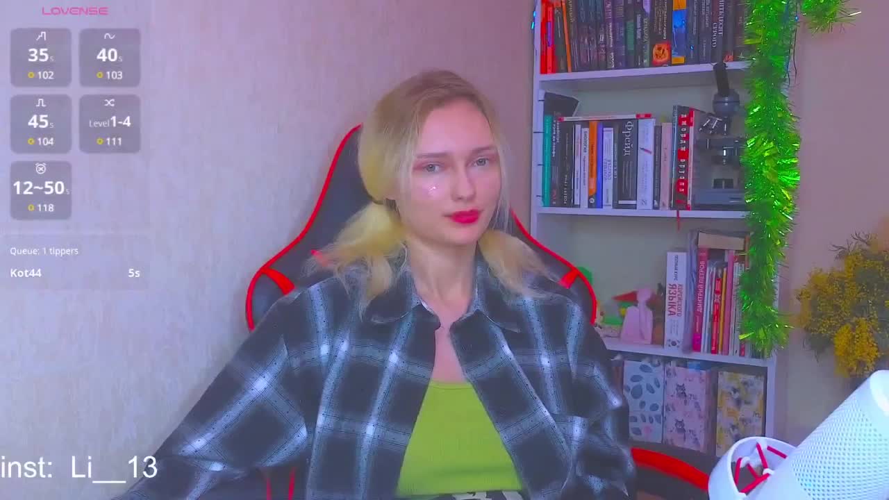 Angelina_1 Cam Show Recorded 2025-03-17