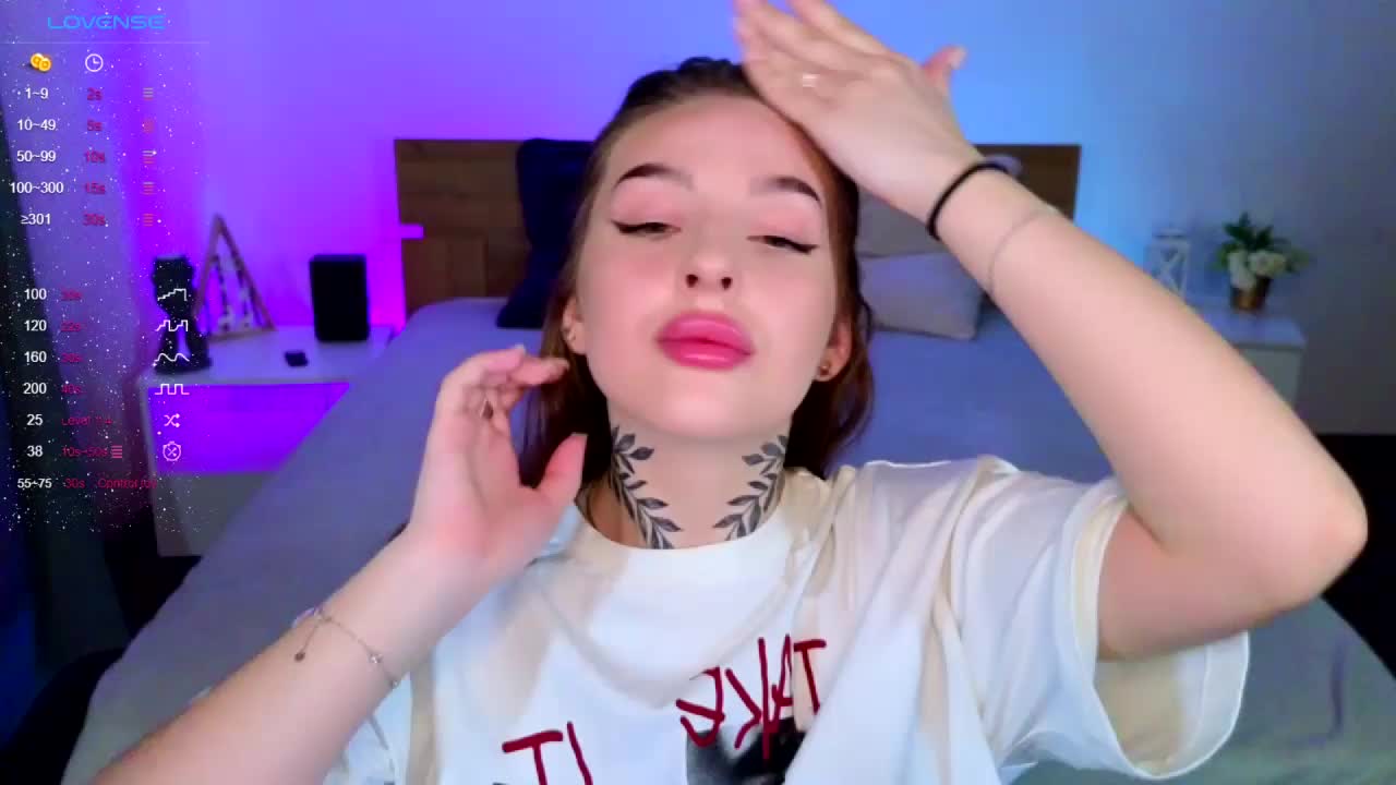 Mia_chill Cam Show Recorded 2025-03-18