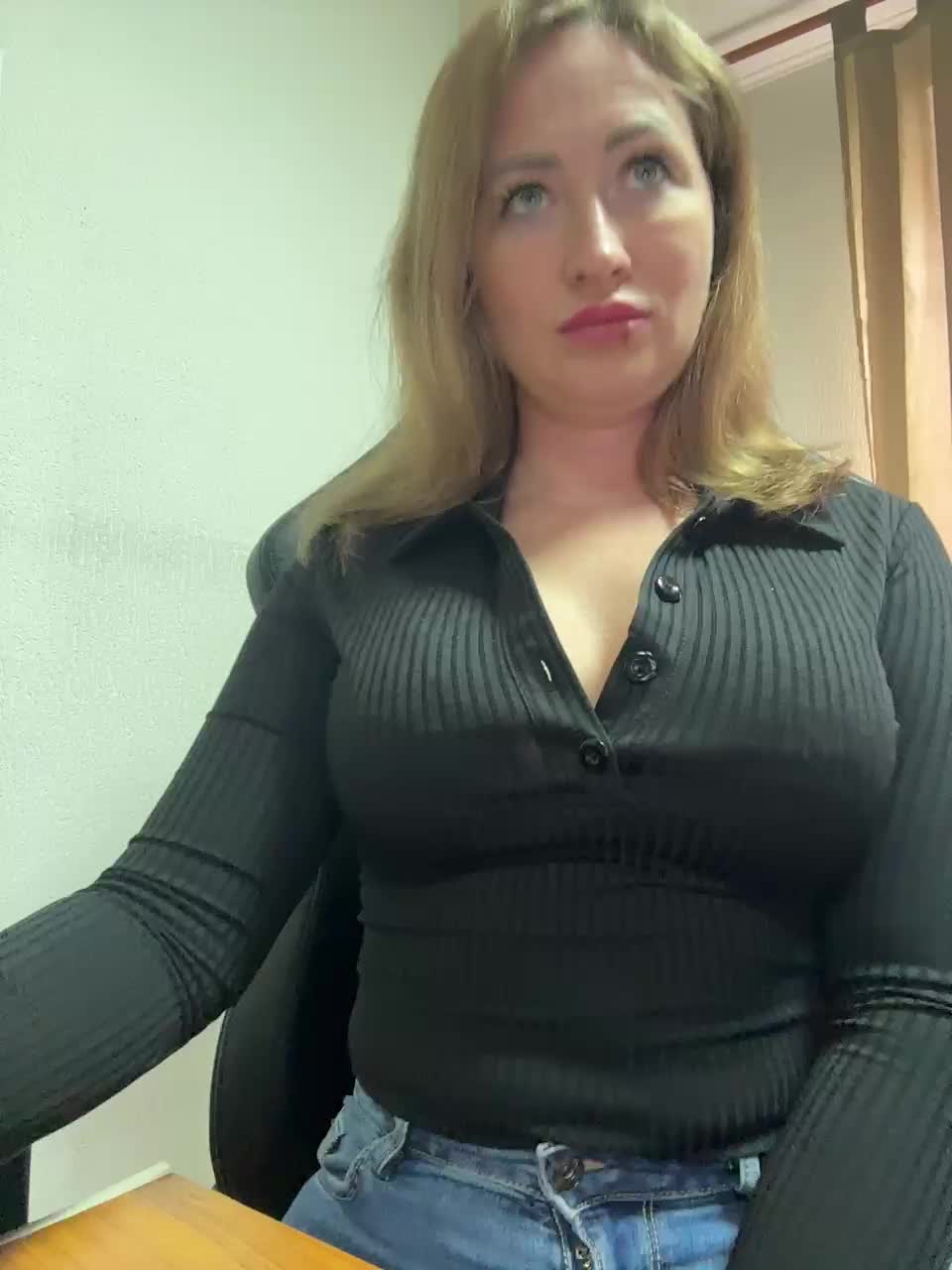Goddesssssss Cam Show Recorded 2025-03-18