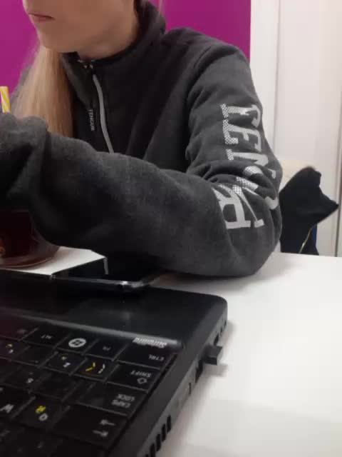 Xo4y-Tpax Cam Show Recorded 2025-03-19