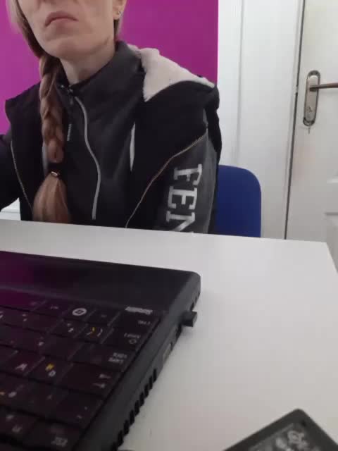 Xo4y-Tpax Cam Show Recorded 2025-03-19
