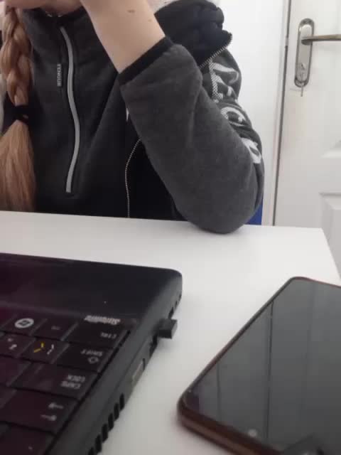 Xo4y-Tpax Cam Show Recorded 2025-03-20