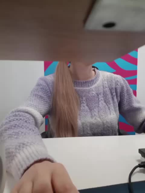 Xo4y-Tpax Cam Show Recorded 2025-03-21