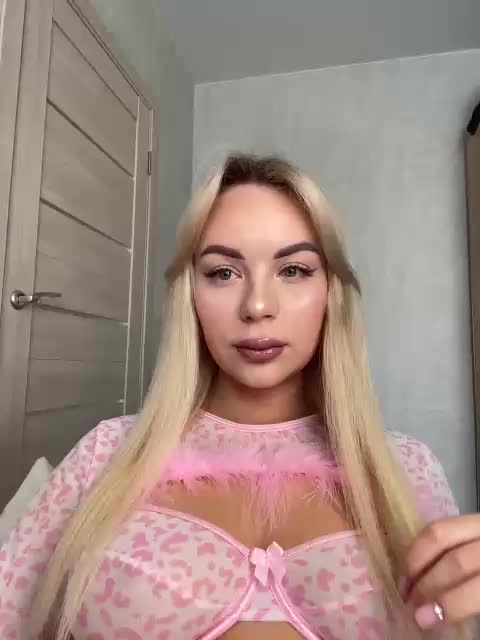 Mila-m Cam Show Recorded 2025-03-21