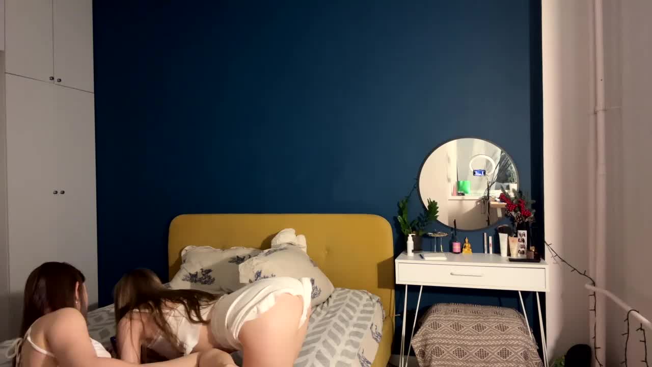 Fire___fox Cam Show Recorded 2025-03-22