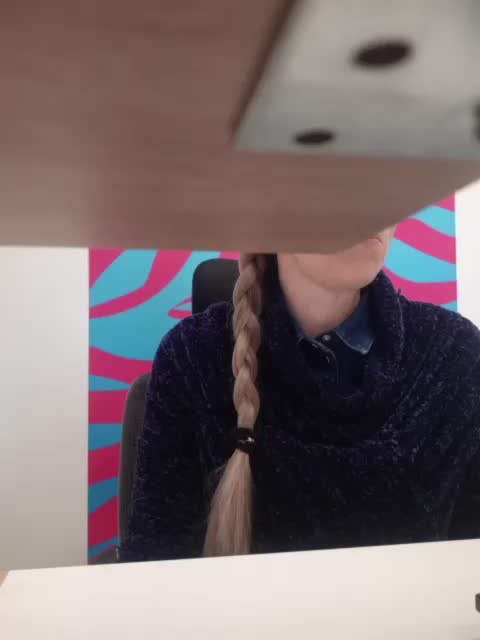 Xo4y-Tpax Cam Show Recorded 2025-03-22