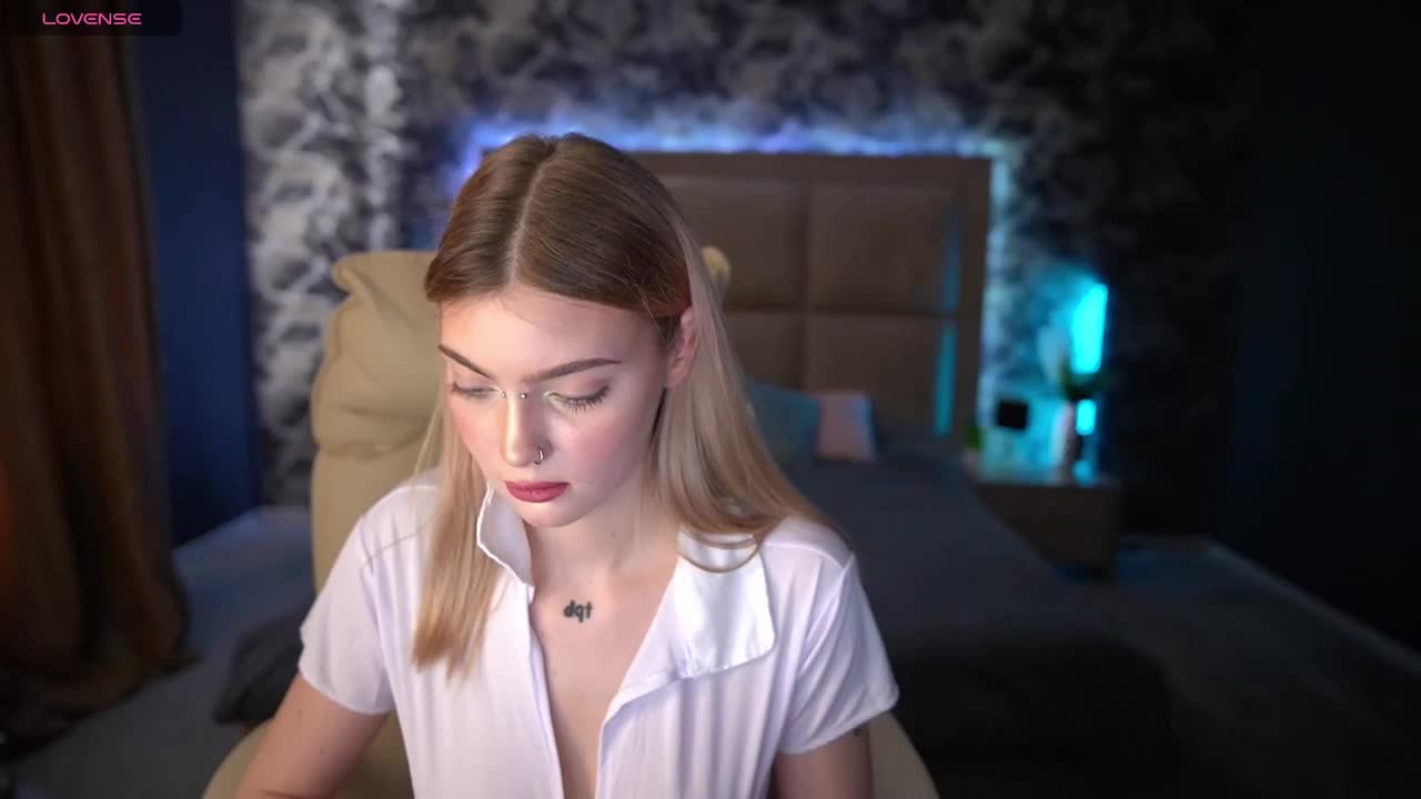 BayleeGlam Cam Show Recorded 2025-03-22