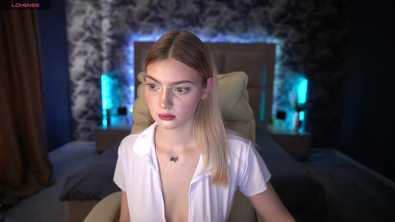 BayleeGlam Cam Show Recorded 2025-03-22
